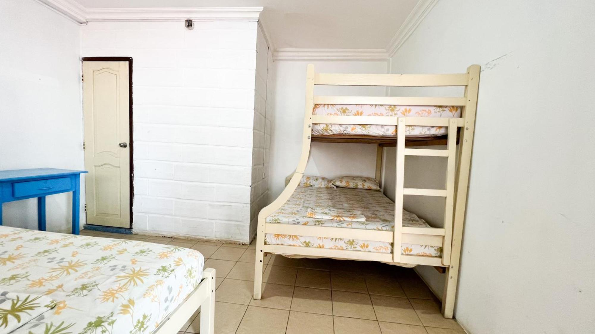 Arrecife Montanita Hostal Екстериор снимка